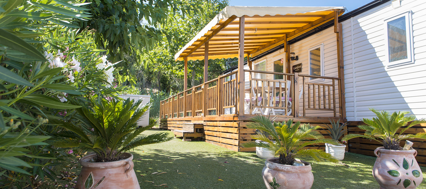 A mobile home at Cote d'Azur holiday park Le Montourey