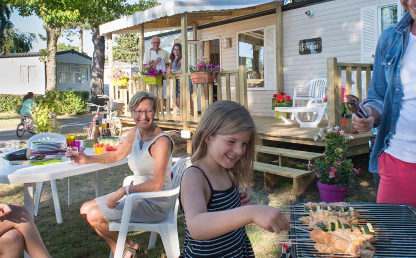 Barbecue en famille au Bois Masson